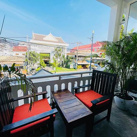 Готель Chhouy Vathna Angkor Boutique Сіємреап Екстер'єр фото